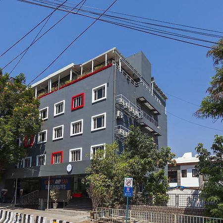 Hotel Oyo Townhouse 5 Jubilee Hills Hajdarabad Zewnętrze zdjęcie