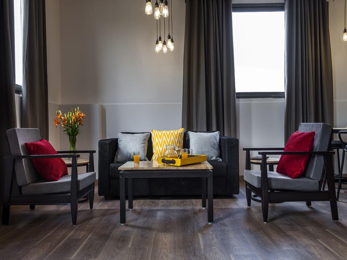 Hotel Oyo Townhouse 5 Jubilee Hills Hajdarabad Zewnętrze zdjęcie